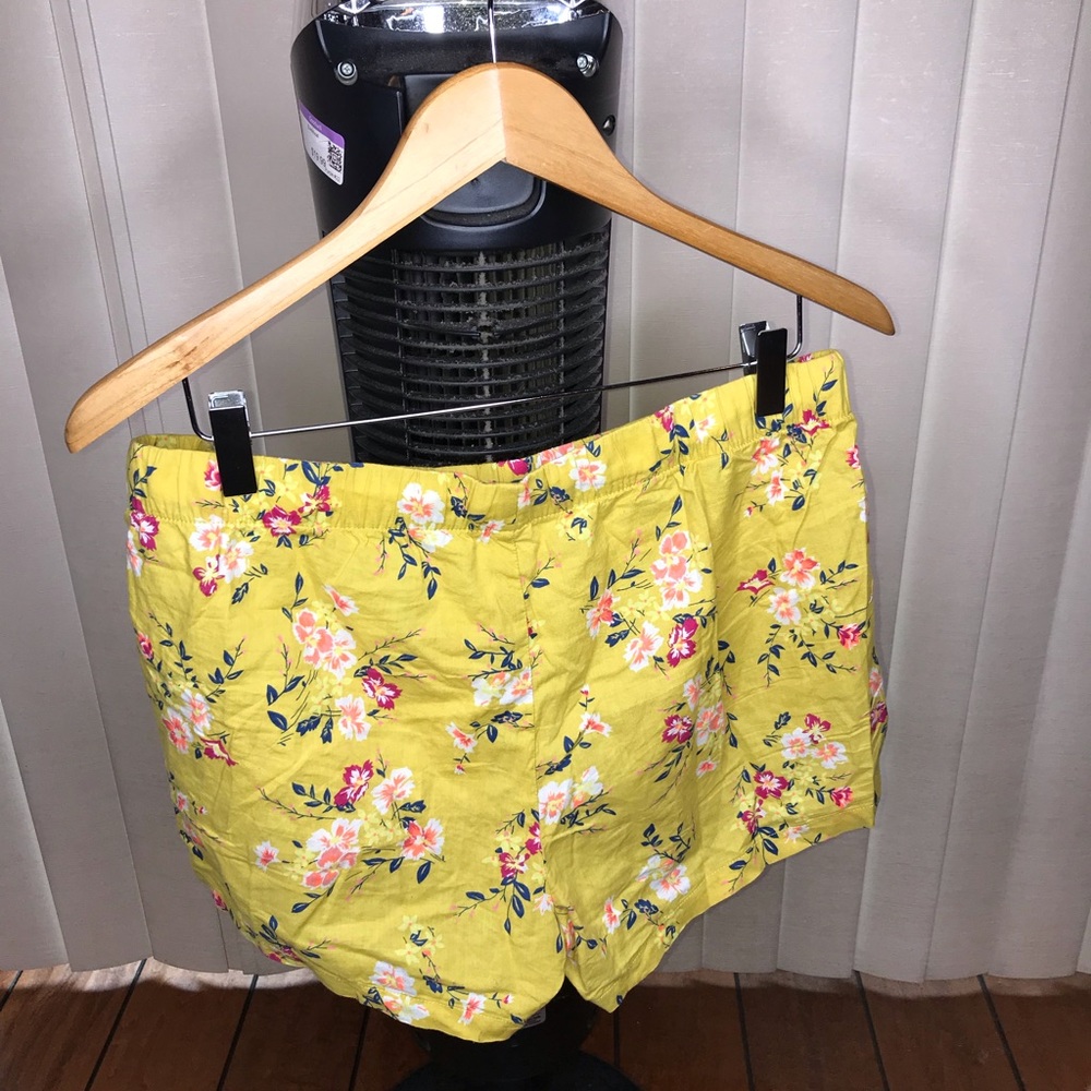Old Navy shorts